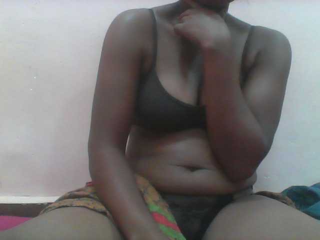 Ayischah live cam on BongaCams