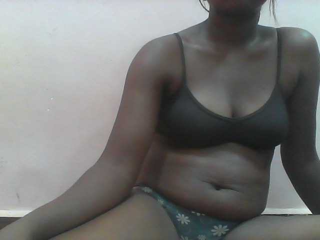 Ayischah live cam on BongaCams