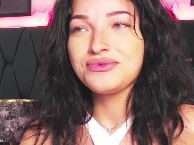 BiancaVitale live cam on BongaCams