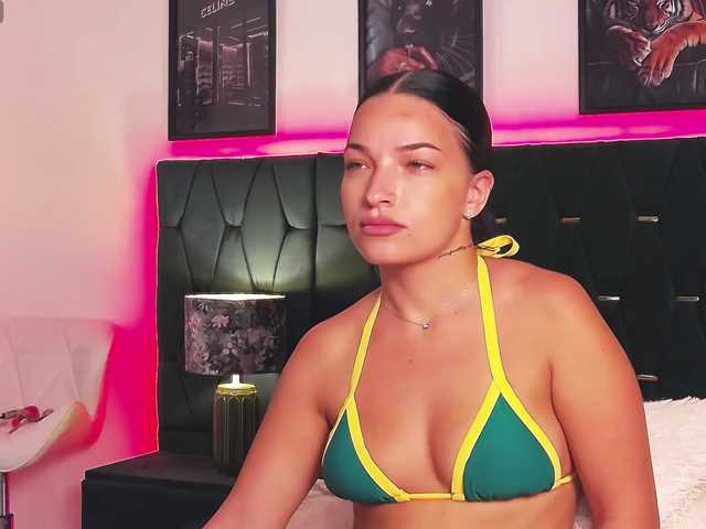 BiancaVitale live cam on BongaCams