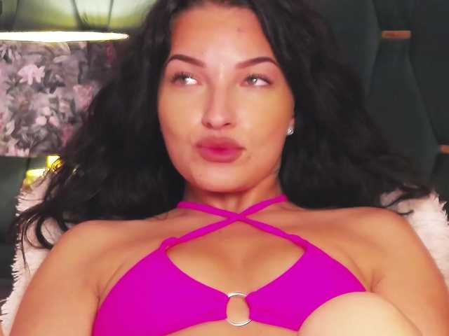 BiancaVitale live cam
