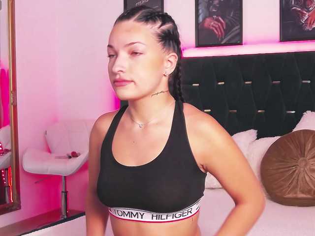 BiancaVitale live cam on BongaCams
