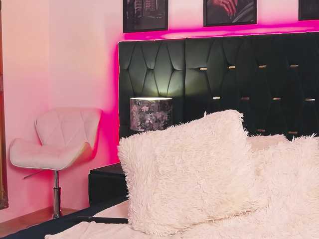 BiancaVitale live cam on BongaCams