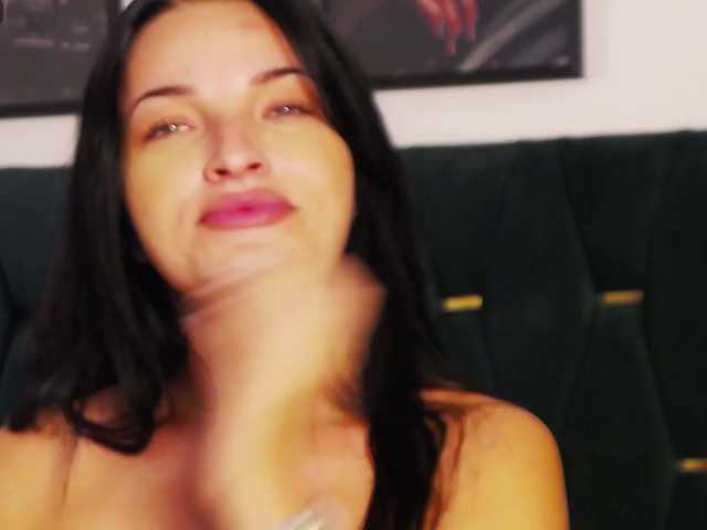 BiancaVitale live cam on BongaCams