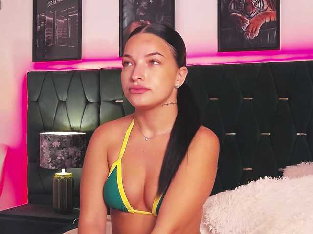 BiancaVitale live cam on BongaCams