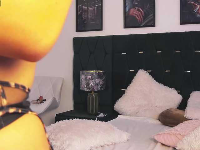 BiancaVitale live cam on BongaCams