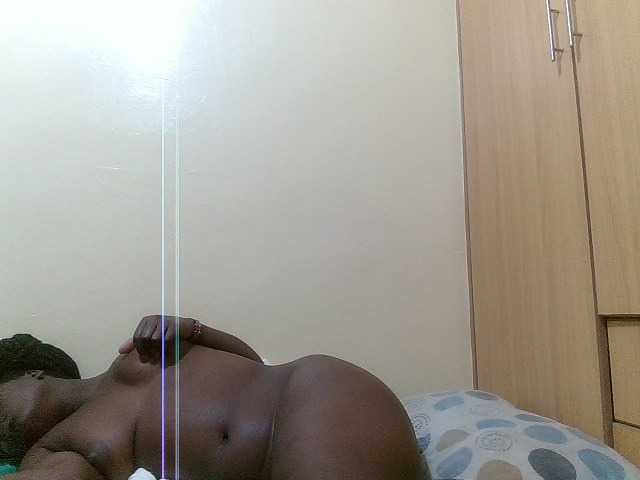 Shesprettya live webcam show
