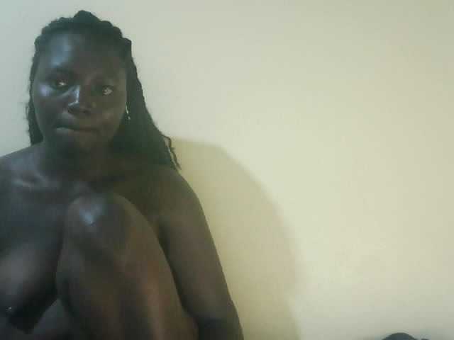 Profile and Statistics for Shesprettya on BongaCams