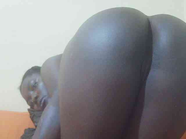 Shesprettya webcam