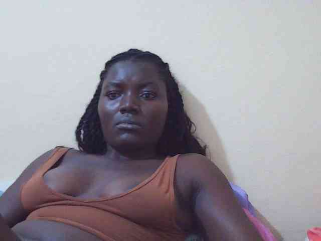 Shesprettya webcam