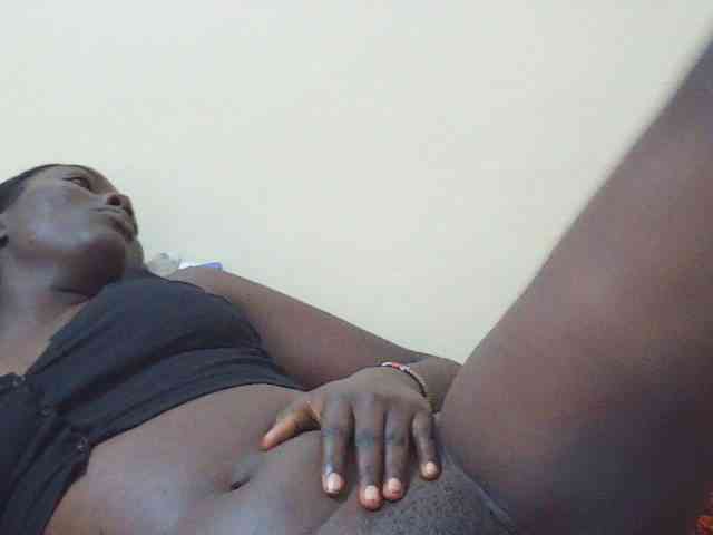 Shesprettya webcam
