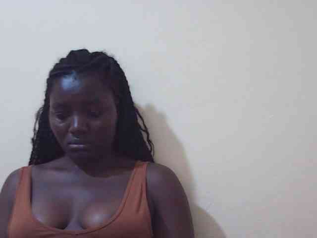 Shesprettya webcam