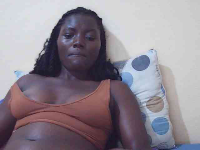 Shesprettya webcam