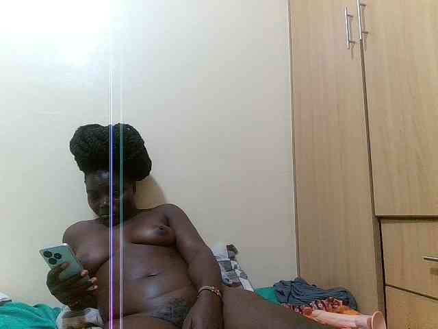 Shesprettya webcam