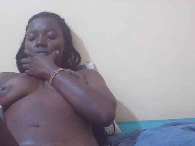 Shesprettya webcam