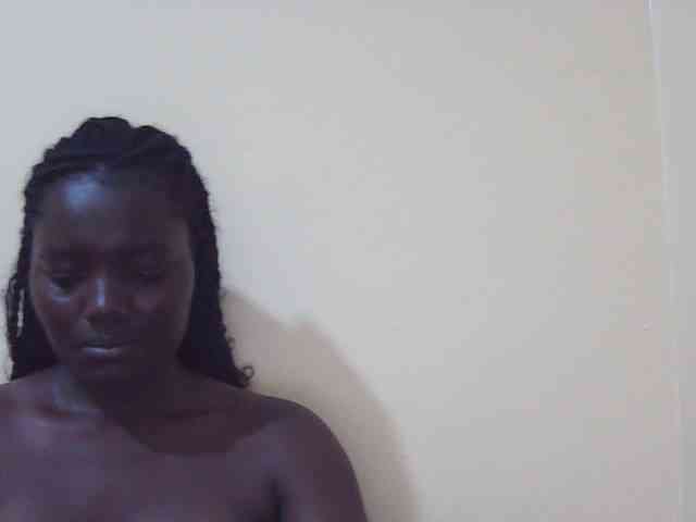 Shesprettya webcam