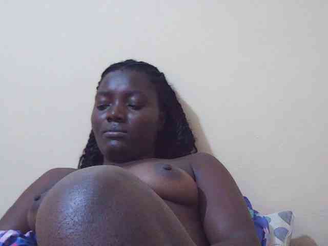 Shesprettya webcam