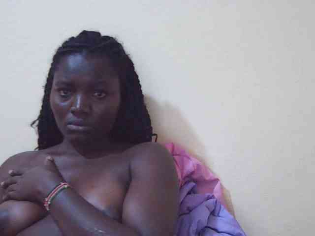 Shesprettya webcam