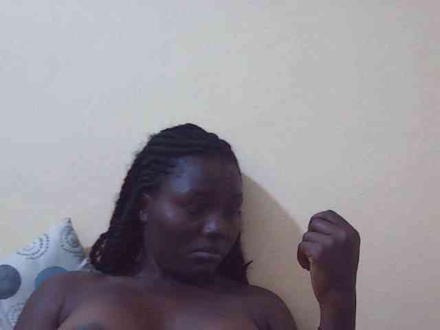 Shesprettya webcam