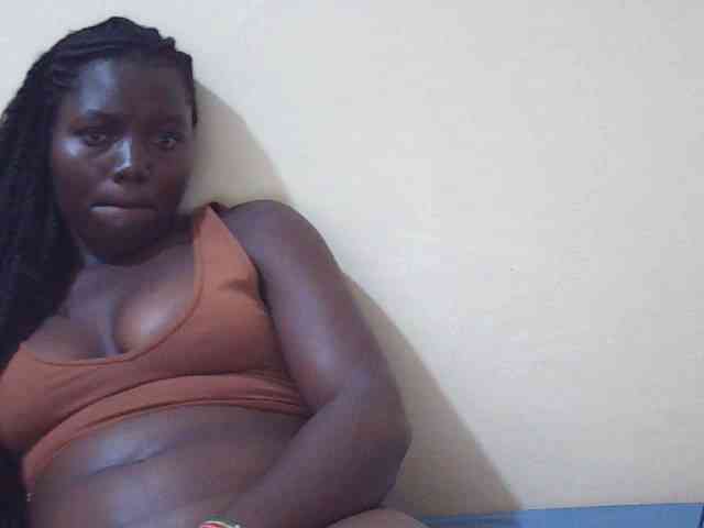 Shesprettya webcam