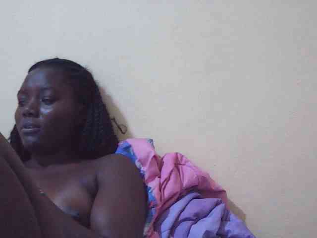 Shesprettya webcam