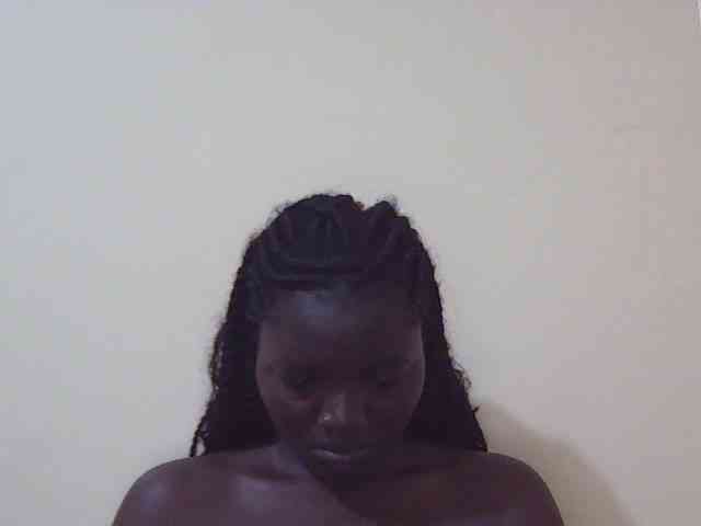 Shesprettya webcam