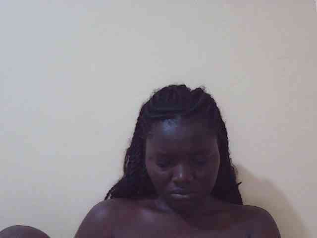 Shesprettya webcam