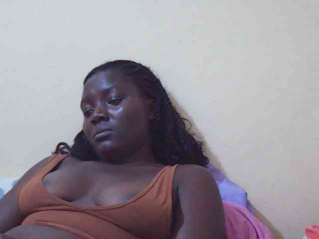 Shesprettya webcam