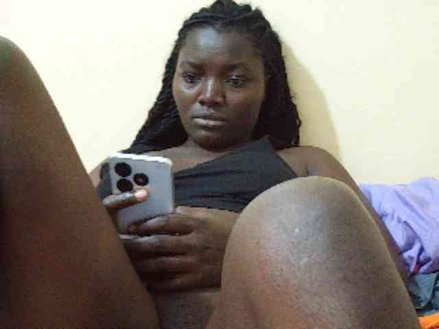 Shesprettya webcam