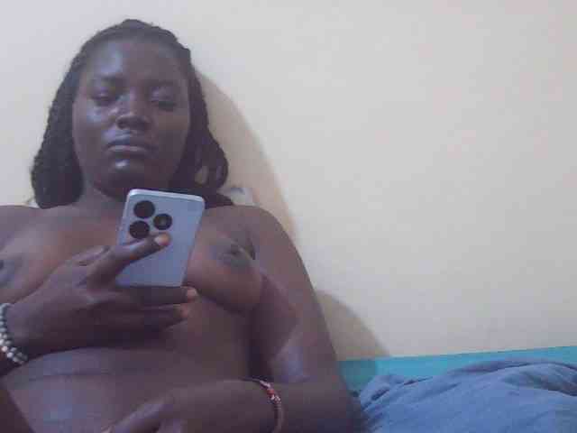 Shesprettya webcam