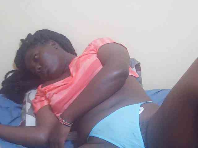 Shesprettya webcam