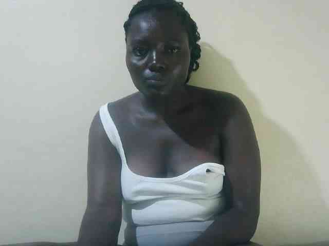Shesprettya webcam