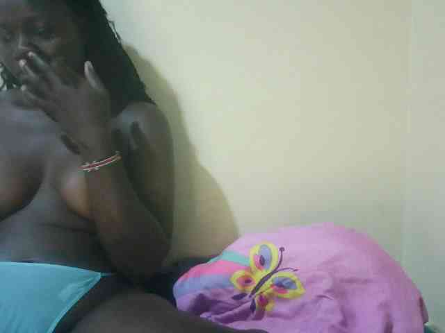 Shesprettya webcam
