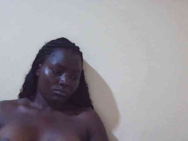 Shesprettya webcam