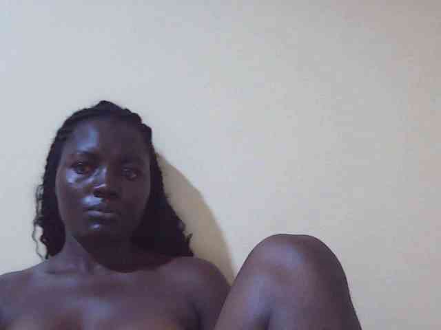 Shesprettya webcam