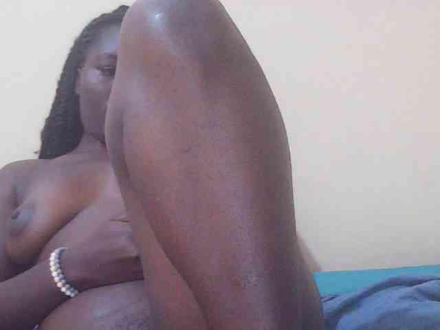 Shesprettya webcam