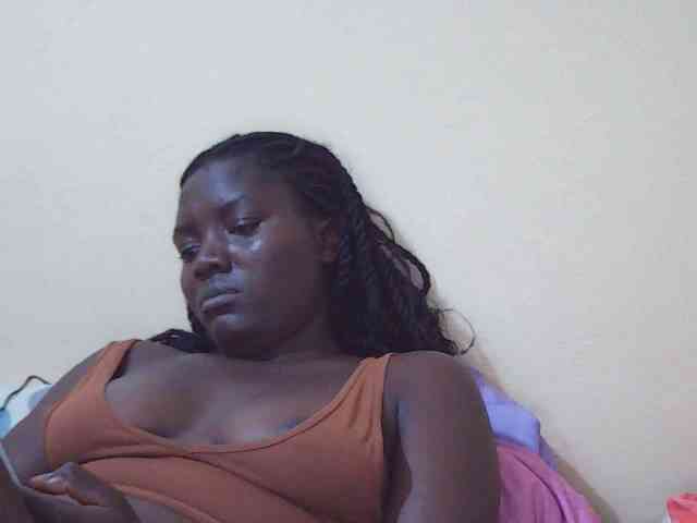 Shesprettya webcam