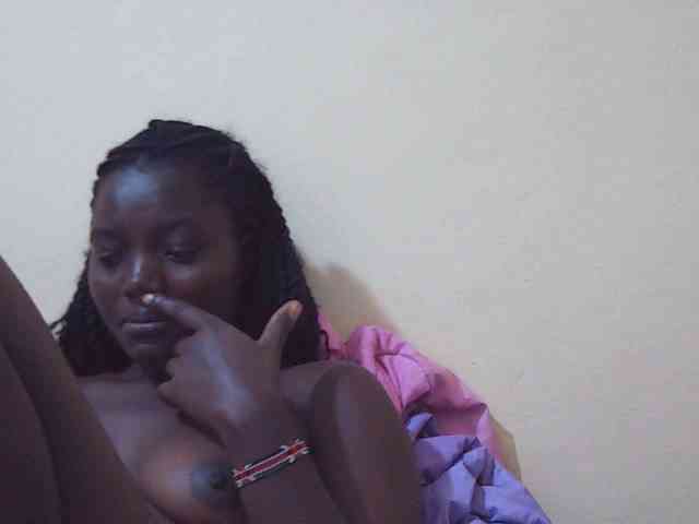 Shesprettya webcam