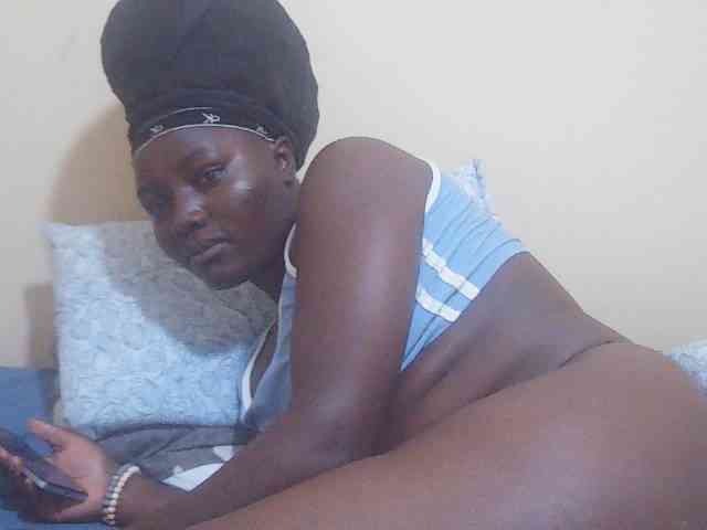 Shesprettya webcam