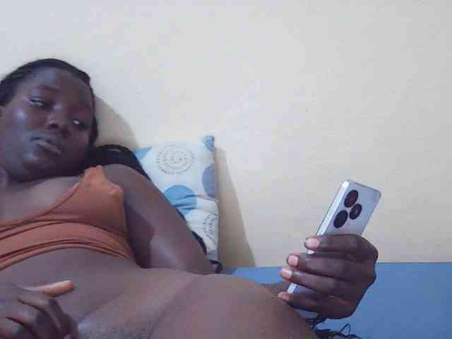Shesprettya webcam