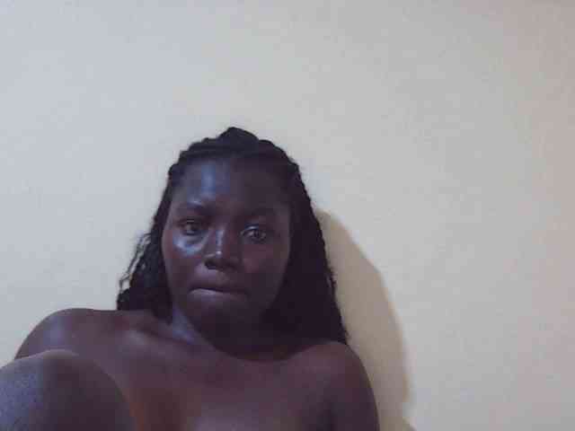 Shesprettya webcam