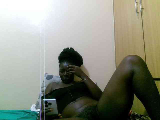 Shesprettya webcam