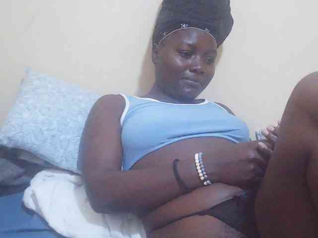 Shesprettya webcam