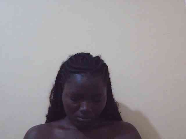 Shesprettya webcam