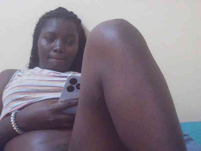 Shesprettya webcam