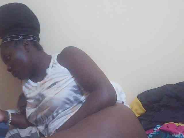 Shesprettya webcam