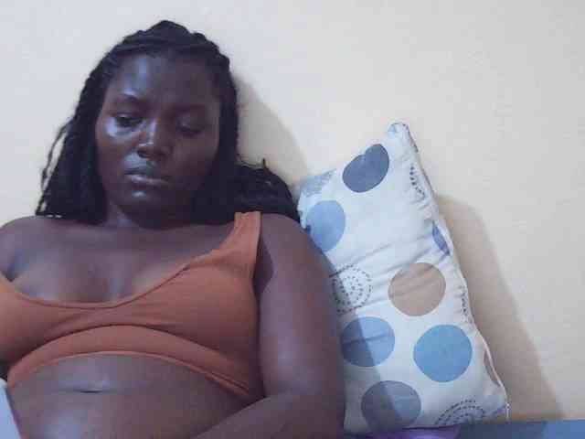 Shesprettya webcam