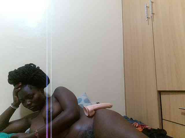 Shesprettya webcam
