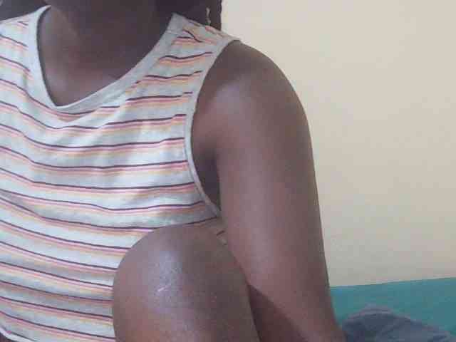 Shesprettya webcam
