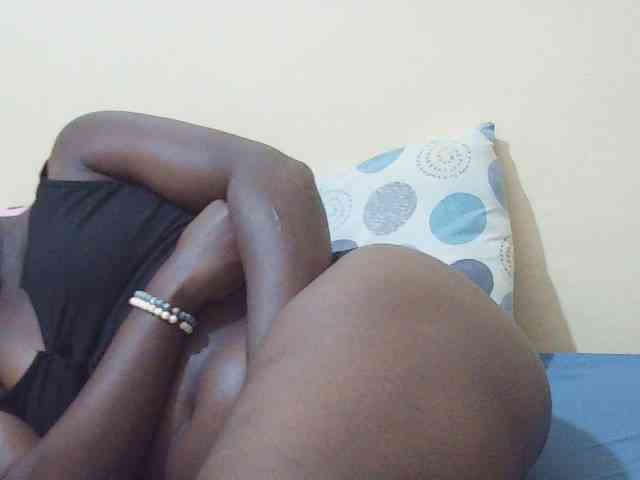 Shesprettya webcam
